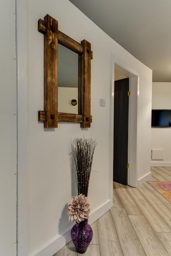1 Bedroom Swinley Apartment L Free Parking L Wigan Royal Infirmary L Haigh Hall L Central Location Εξωτερικό φωτογραφία